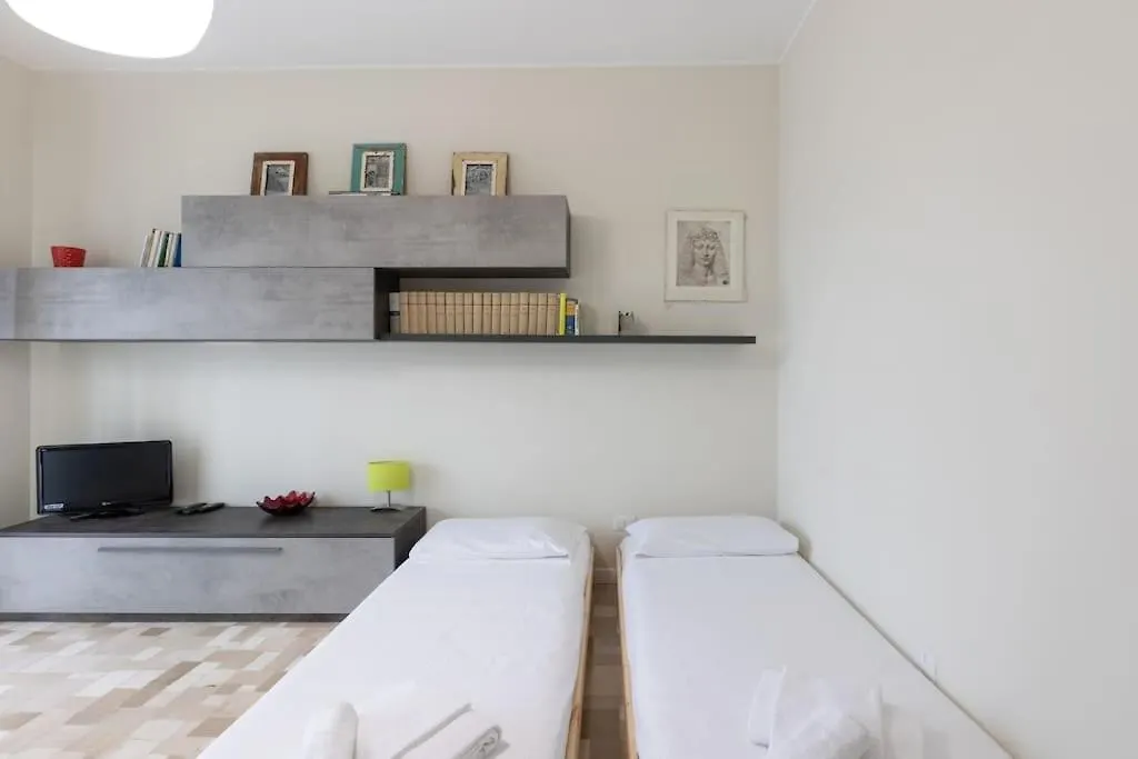Quadrilocale Lambrate 1 Piano - Mirable Pm Apartment Milan