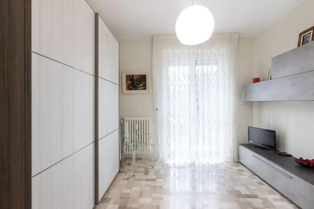 Quadrilocale Lambrate 1 Piano - Mirable Pm Apartment Milan Italy